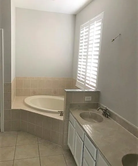 18044 Java Isle Dr — Photo 16