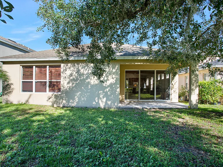 8838 Abbotsbury Dr — Photo 16