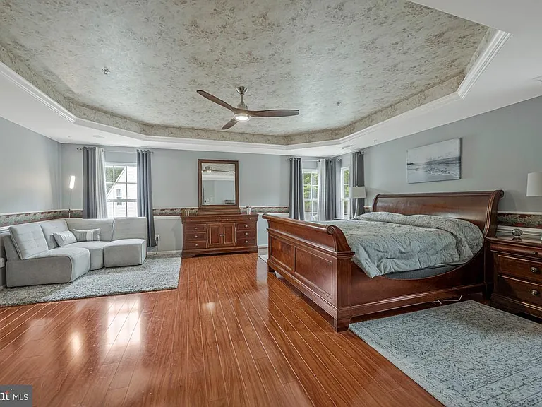 1117 Horizon View Pl — Photo 35