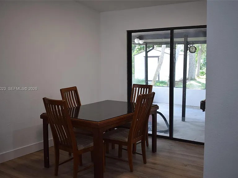 17113 Russell Ave — Photo 20