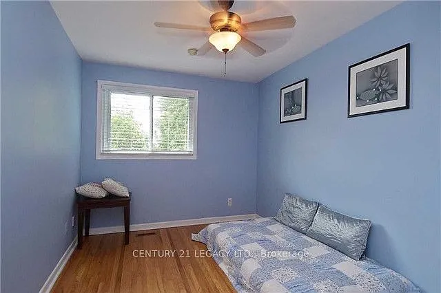130 Surbray Grv S — Photo 11