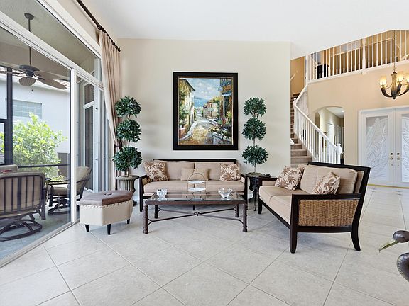 4th image of 136 ANDALUSIA Way