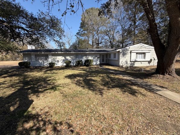 584 N Canton Club Cir