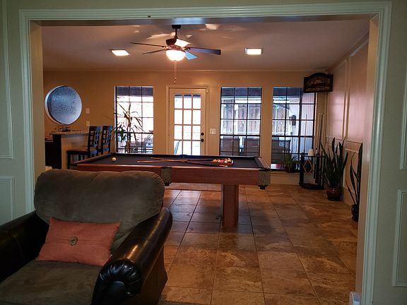 4th image of 2918 Gainesborough Dr