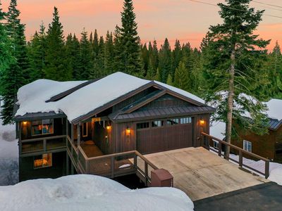 10935 Skislope Way, Truckee, CA, 96161