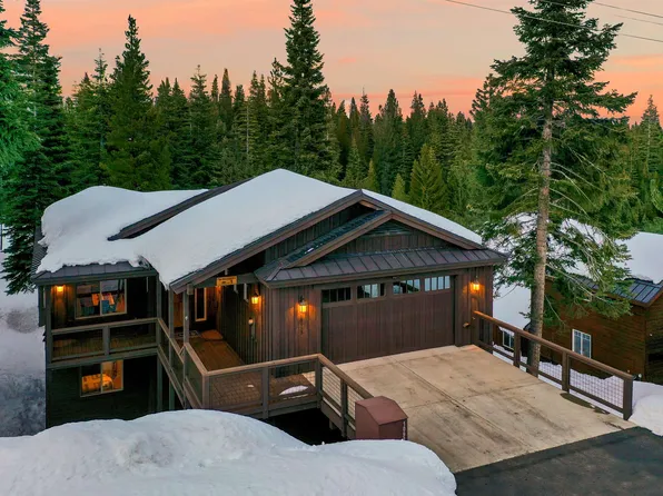 10935 Skislope Way, Truckee, CA 96161