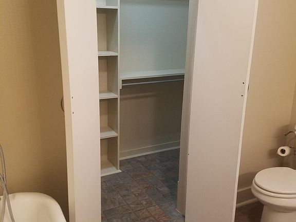 4th image of 501 S Tennessee St