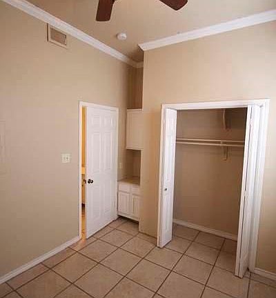 5th image of 2814 Nueces St APT 102
