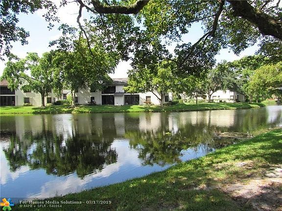 2nd image of 3463 Cocoplum Cir #3432