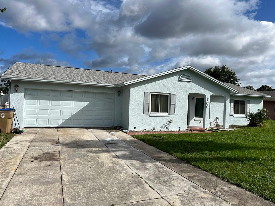 1st image of 700 Bayberry Ct