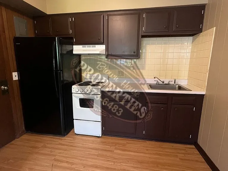 135 Oakland Rd — Photo 13