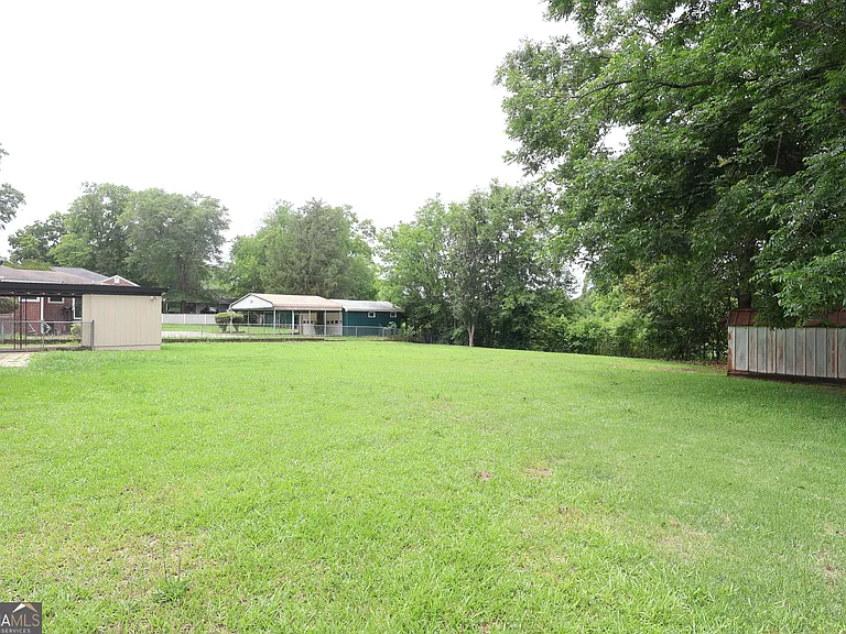 1465 Irwinton Rd — Photo 23