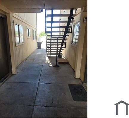 4th image of 307 Eastminister Ct