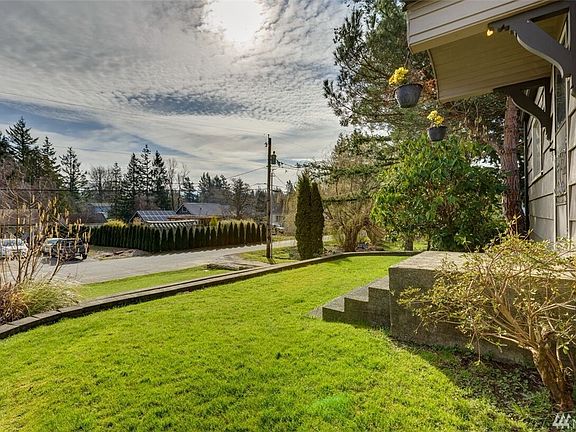 5th image of 3046 Birchwood Ct