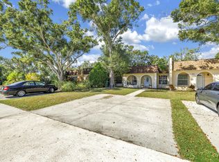 9858 83rd Way, Seminole, FL 33777