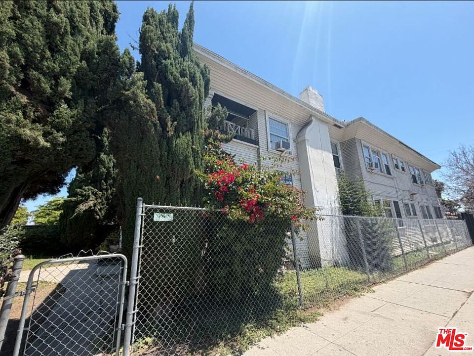 2nd image of 5540 Lexington Ave