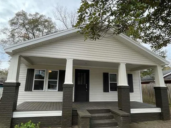 412 S 8th St, Hartsville, SC 29550