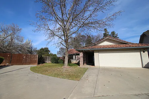 1836 E Solar Ave Photo 1