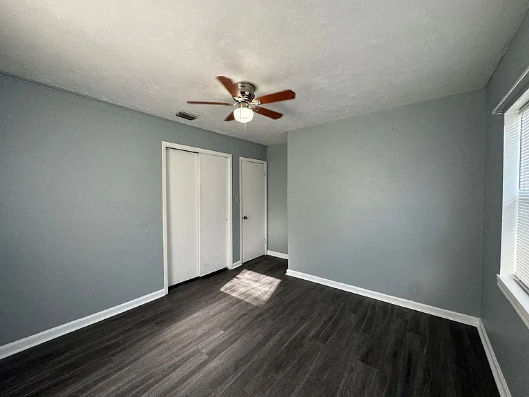5117 Douglas St #A — Photo 11