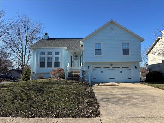 300 N Hickory St, Gardner, KS 66030