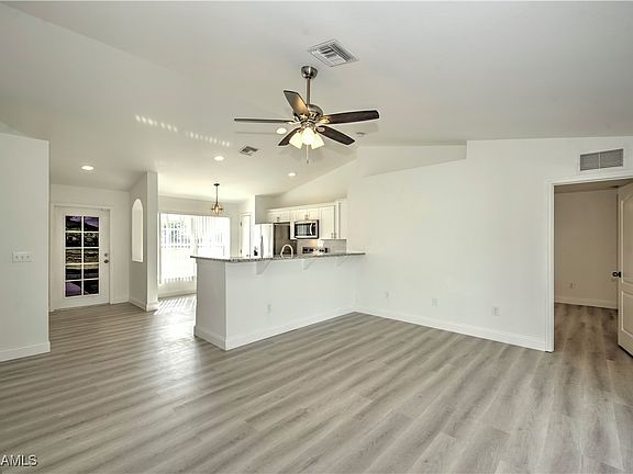 5th image of 2211 NE 34th Ln