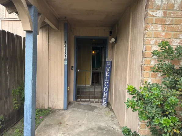 12339 W Village Dr Unit A, Houston, TX 77039