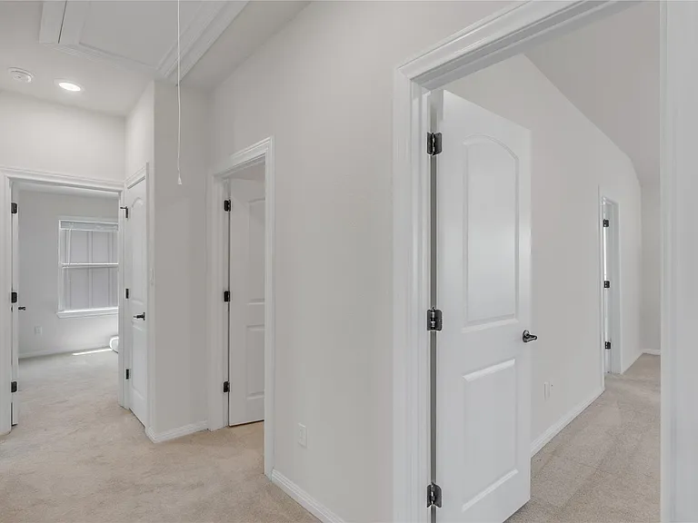 201 Bella Luna Way — Photo 30