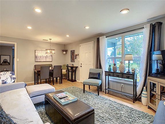 5th image of 4412 56th Avenue Dr E