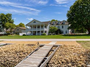 1756 1st Ave, Rapids City, IL 61278