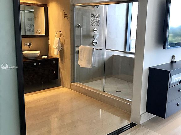 5th image of 5875 Collins Ave APT 607