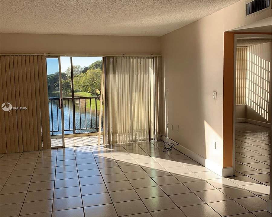 1st image of 506 NW 87th Ave APT 209