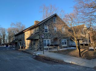 244 Highland Ave APT 5, Wayne, PA 19087