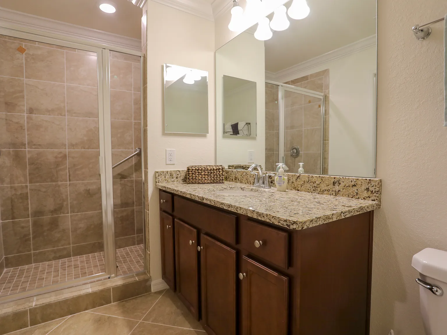 17108 Vardon Terrace - 303 — Photo 3