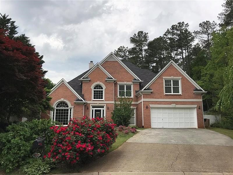 1st image of 2241 Glenridge Dr