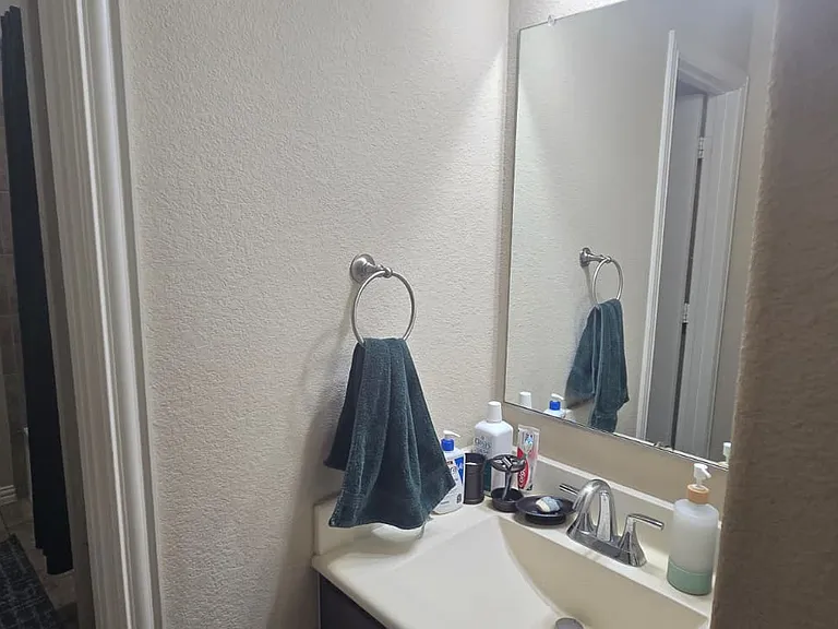5116 Seashore Ln — Photo 16