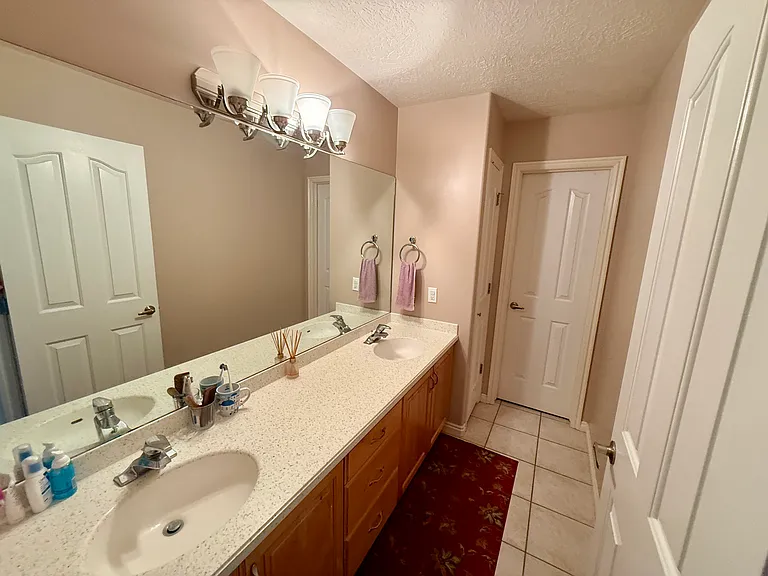1090 E Fairway Dr — Photo 15