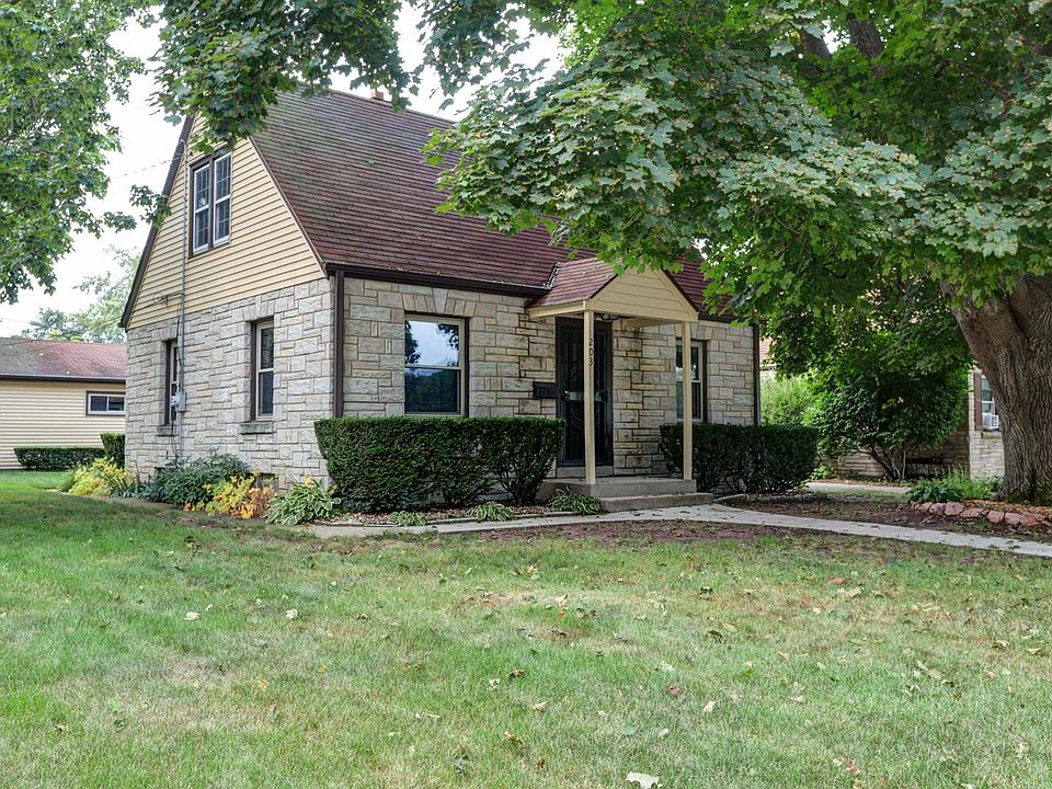 1st image of 203 Coolidge Ave