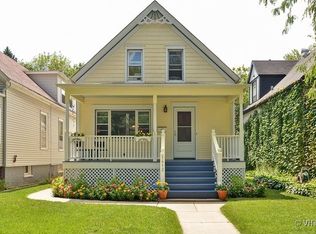 1412 Crain St, Evanston, IL 60202