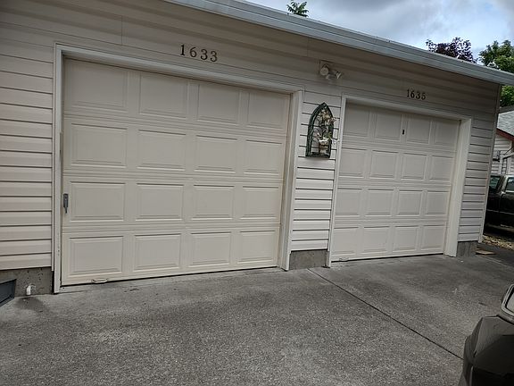 3rd image of 1633 SE 162nd Ave #1633