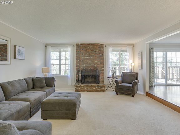 5th image of 19486 Wilderness Dr