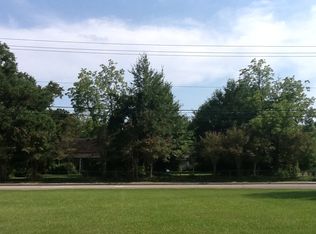2122 Government St, Ocean Springs, MS 39564