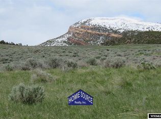 8 Broken Arrow Rd, Lander, WY 82520