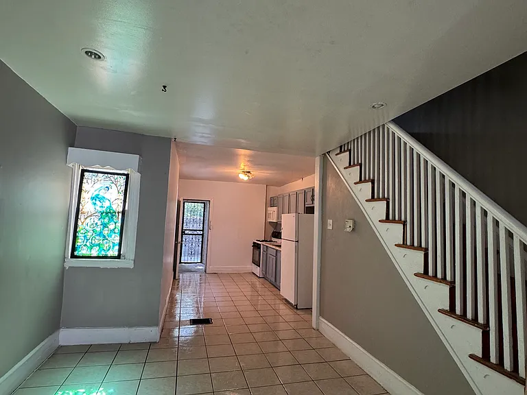 1132 S 17th St — Photo 2