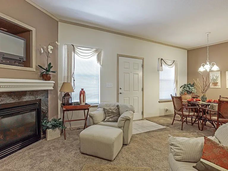 City Homes at Fall Creek — Photo 16