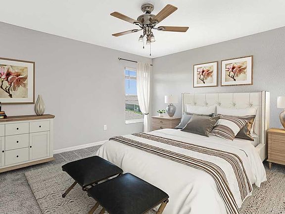 Spacious owner s suite with roomy walk-in wardrobe - New home for sale in Lake Alfred, FL. Photo sho