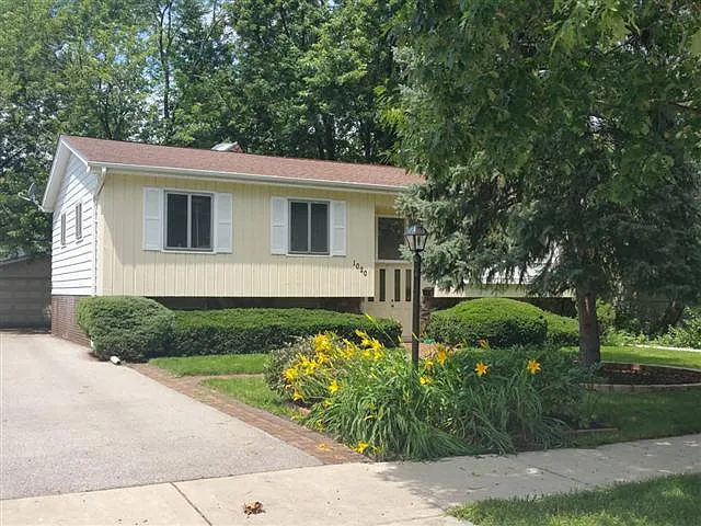 1020 S Myrtle Ave photo 1