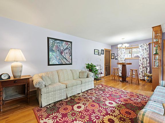 4th image of 7698 Burkey Dr