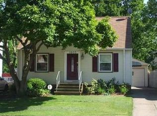 1605 Amberley Ave, Cleveland, OH