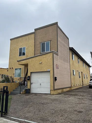 616 E 84th Pl #616 Photo 1