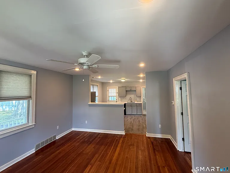 287 Old Stratfield Rd — Photo 8